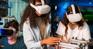 Fornecedores de Brindes com Tecnologia Integrada O Que Avaliar na Escolha