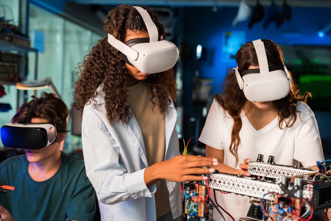 Fornecedores de Brindes com Tecnologia Integrada O Que Avaliar na Escolha