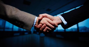 Brindes que Conectam Pessoas Ideias para Estimular o Networking