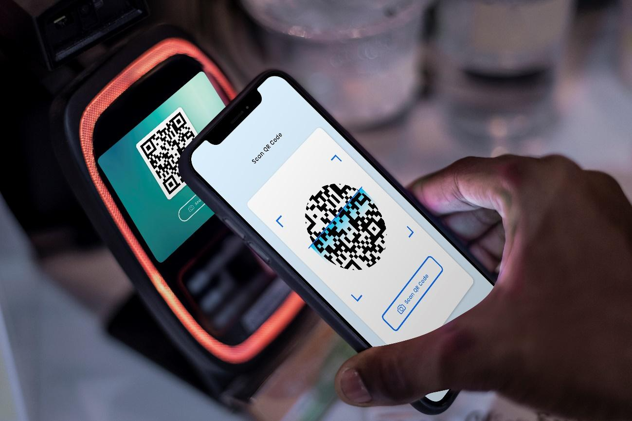 Comparativo: Brindes com Tecnologia NFC vs. QR Code, Qual é Melhor?