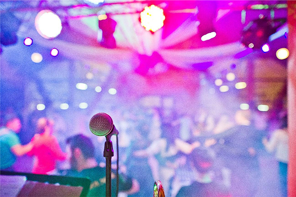 Ideias de Brindes para Aumentar o Engajamento em Eventos